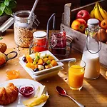 Ibis Hotel 3*