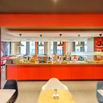 Ibis Hotel 3*