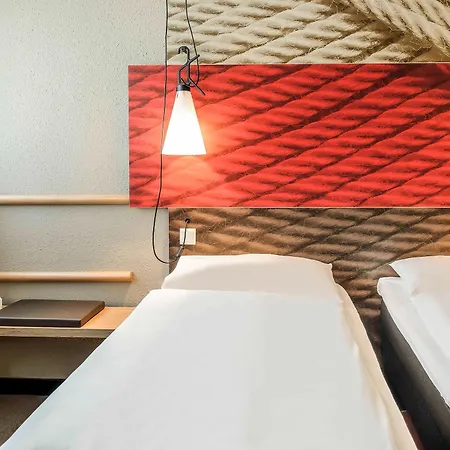 Hotel Ibis 3*