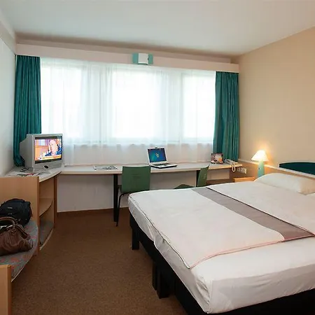 Ibis Hotell