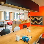 Ibis فندق