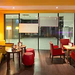 فندق Ibis 3*