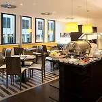 Ibis فندق